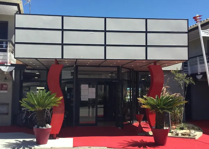 Hotel Le Phoebus Garden & Spa